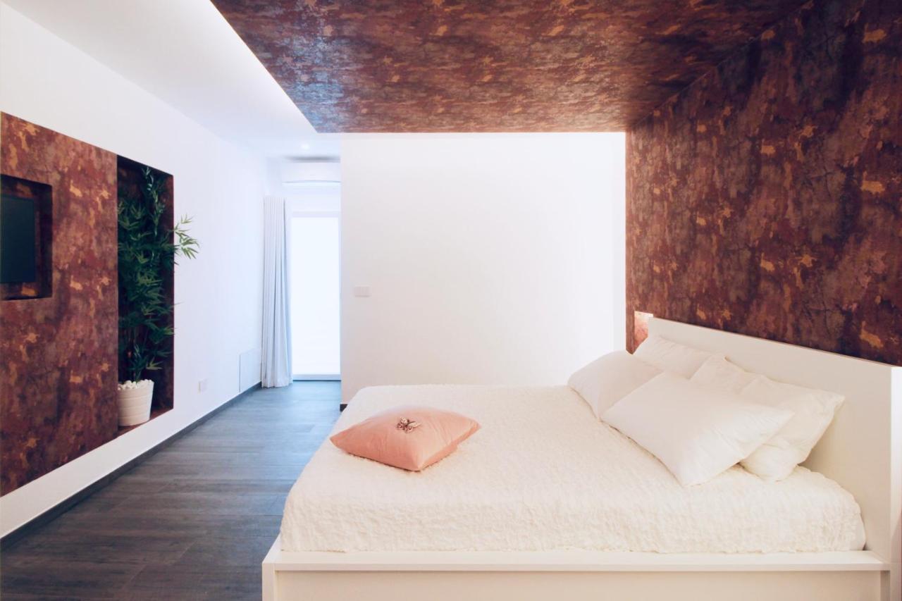 B&B Butterfly Suite Bitritto ภายนอก รูปภาพ